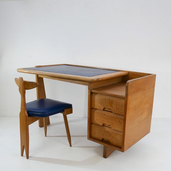 An Oak Desk With Matching Chair Unforget Th Century