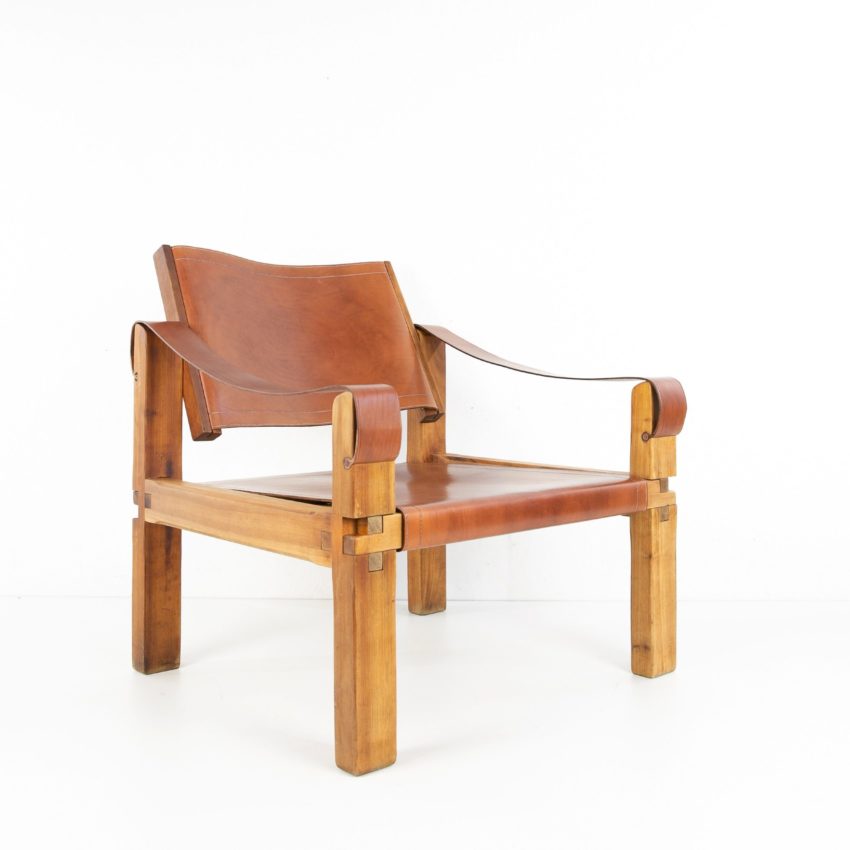 Leather Armchair by Pierre Chapo - img07