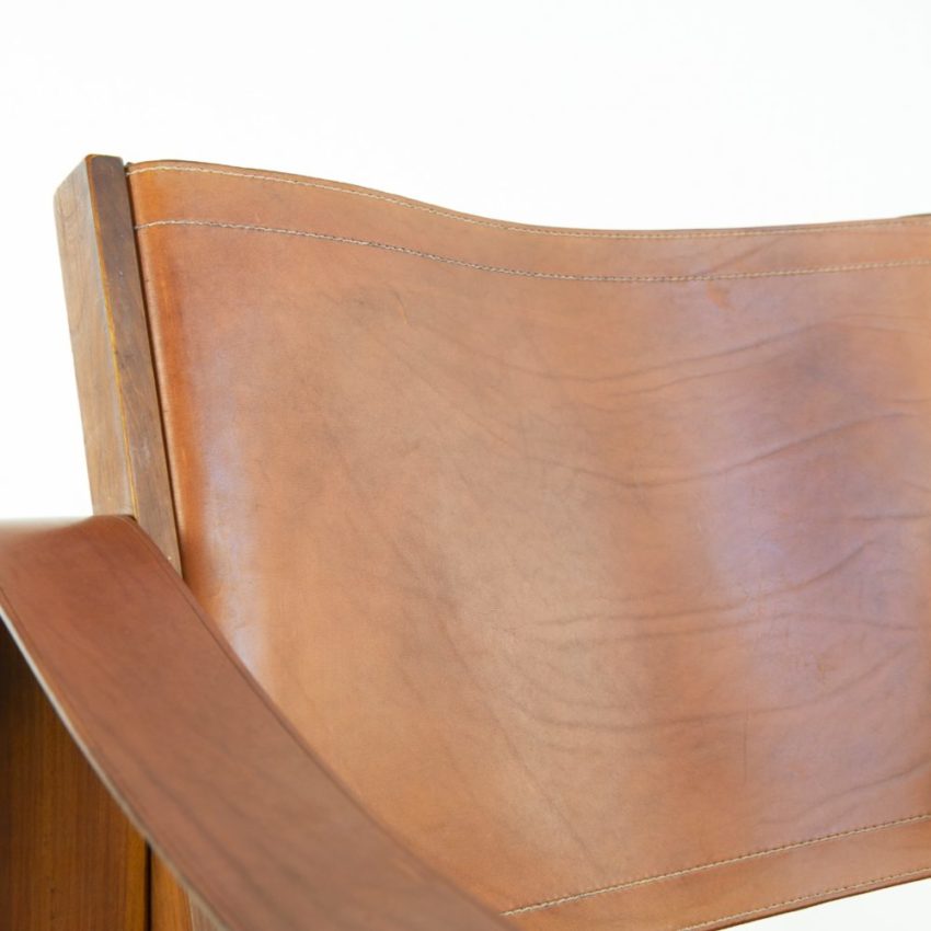 Leather Armchair by Pierre Chapo - img03