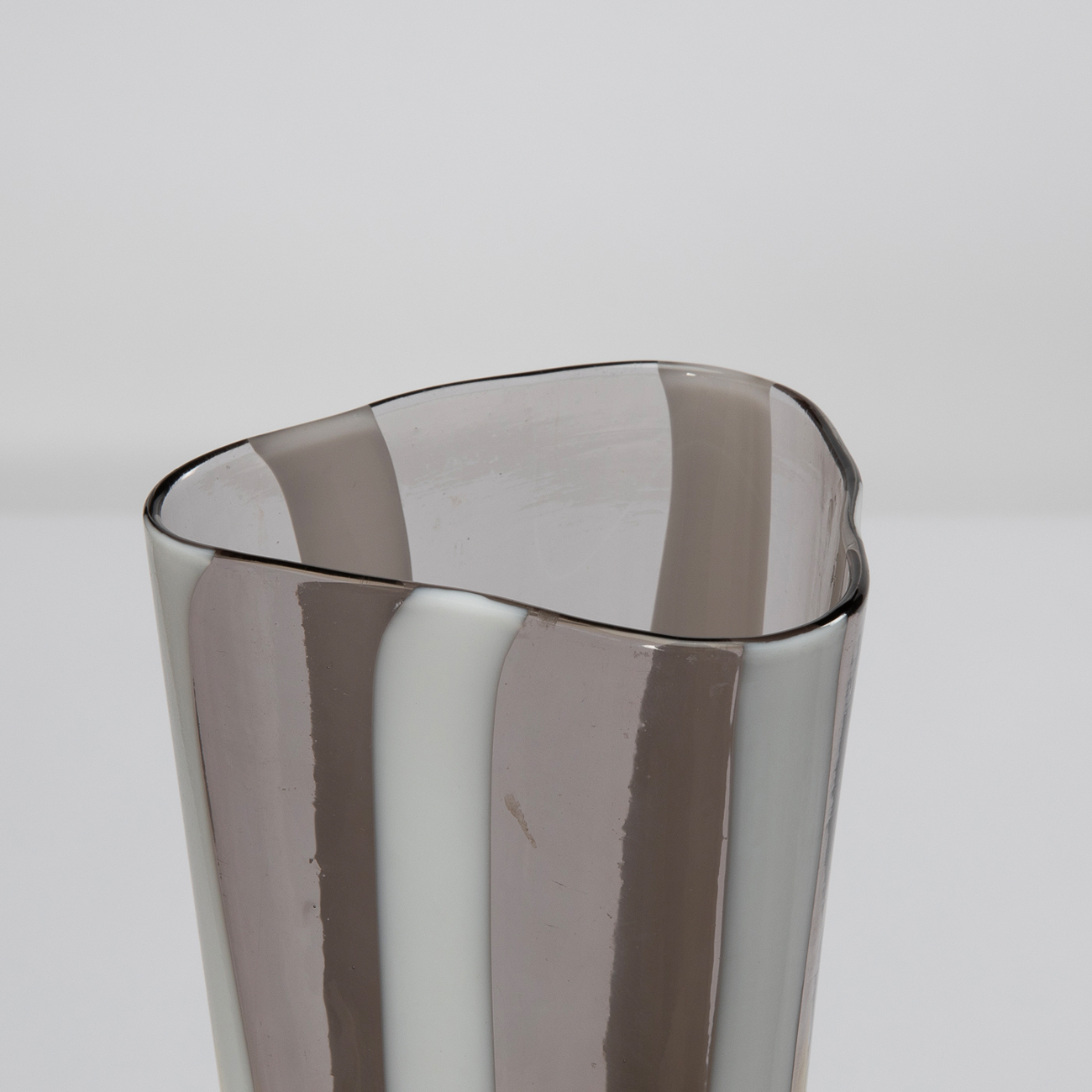 Fasce verticali glass vase Fulvio Bianconi Venini