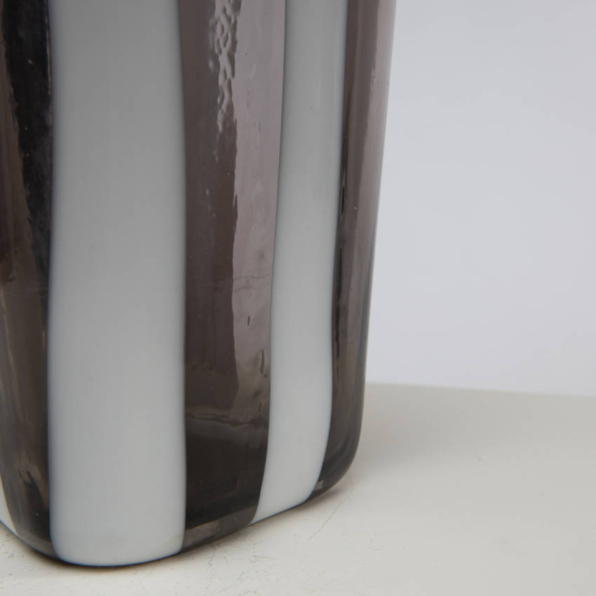 Fasce verticali glass vase Fulvio Bianconi Venini