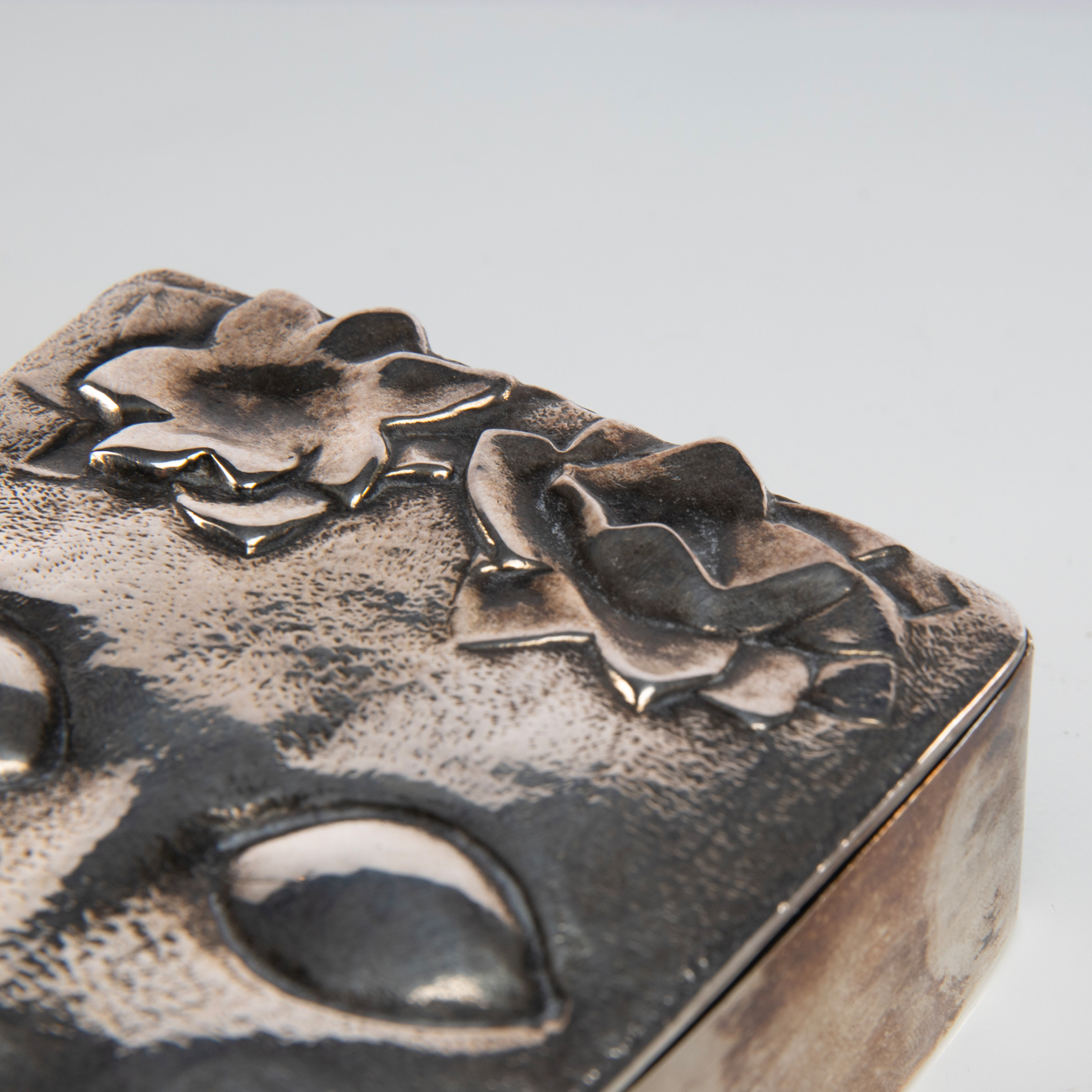 “Ophélie” silvered bronze box, Line Vautrin (France)