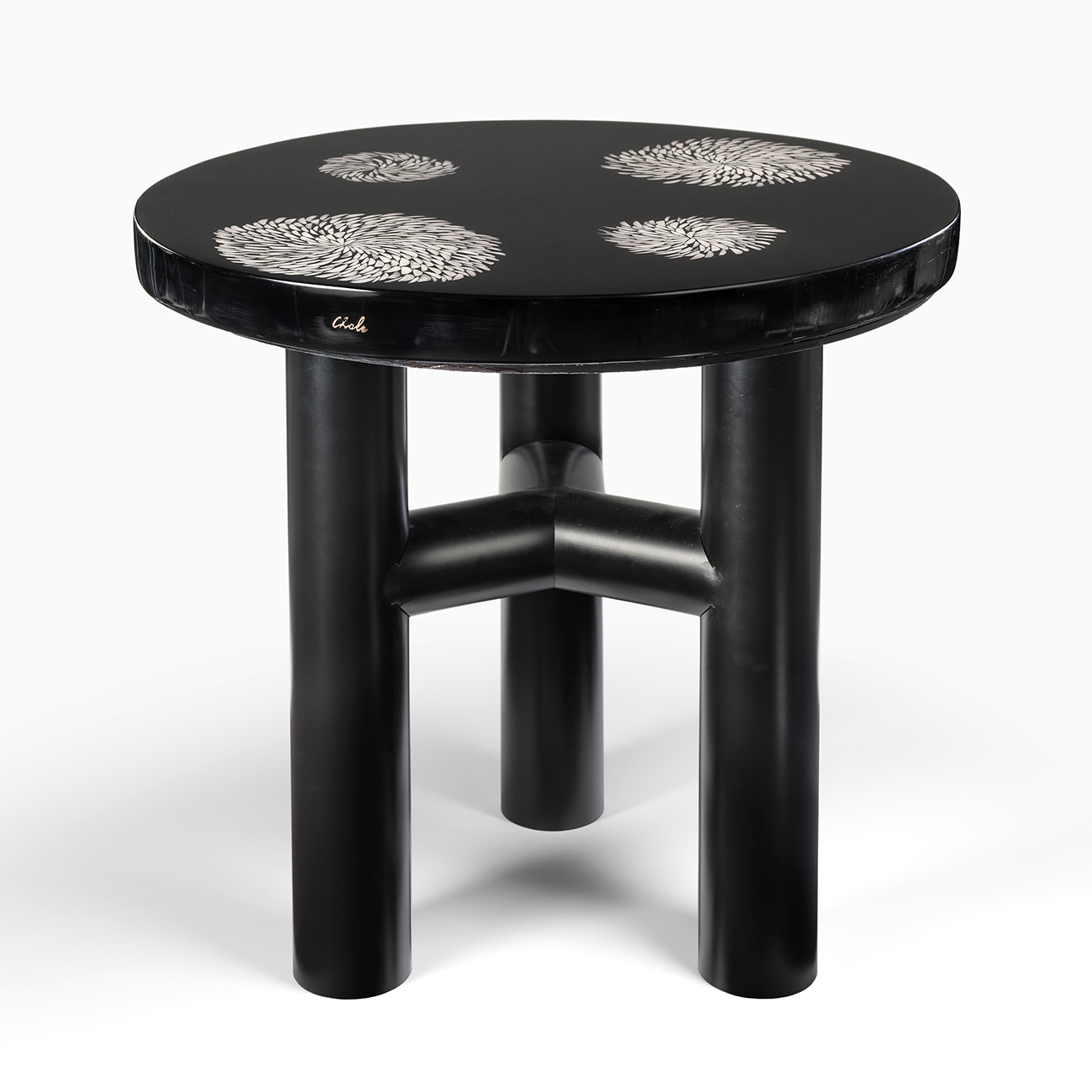 Circular high pedestal table in black resin by Ado Chale - 03