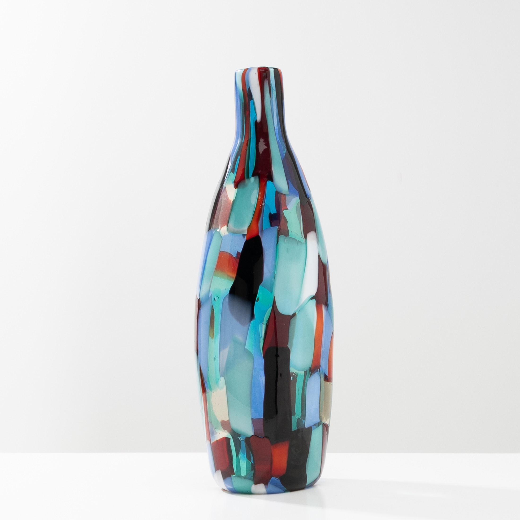 Pezzato arlechino bottle shaped vase by Fulvio Bianconi - model 4319 - Venini Murano - Italy -02