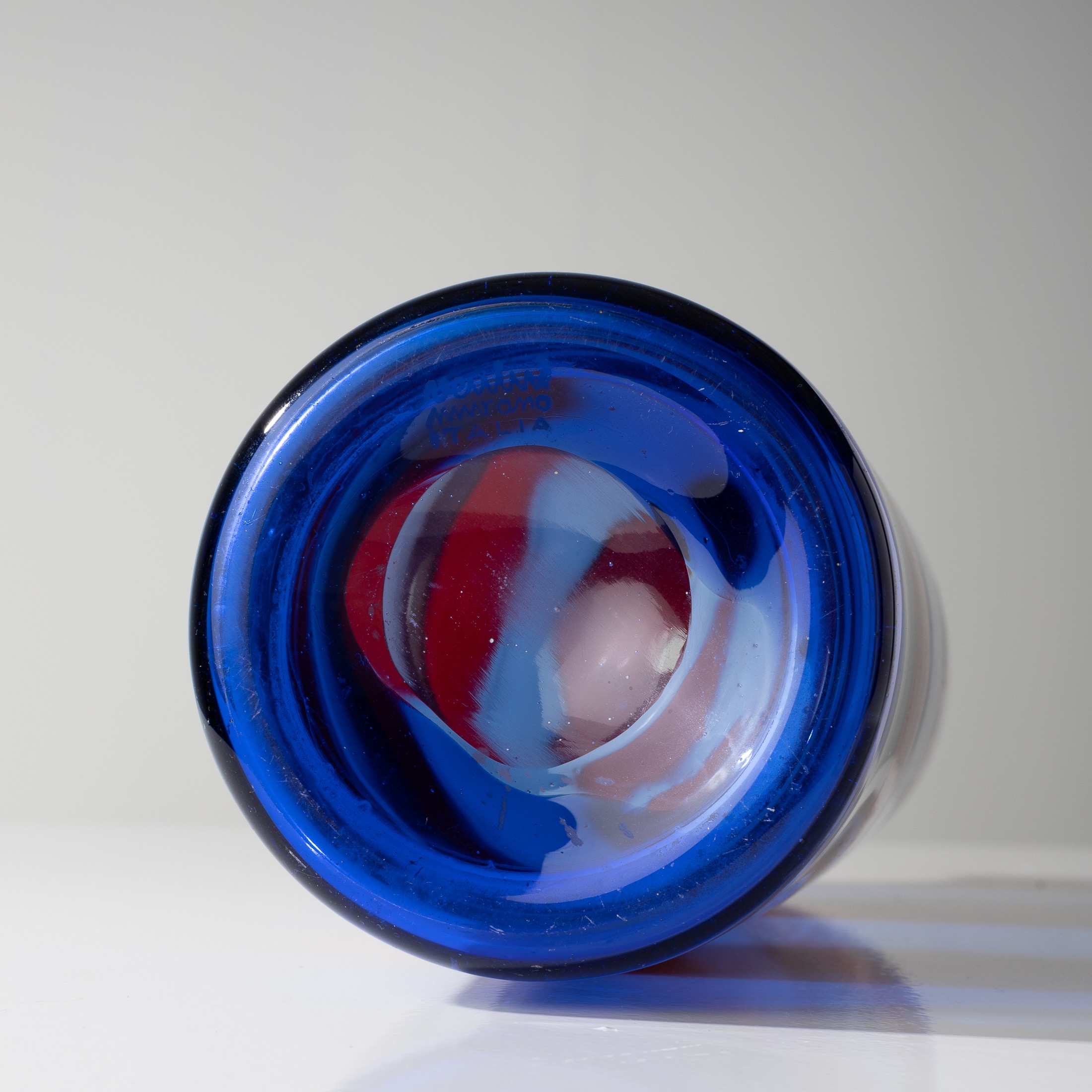 UE11_63 a Fasce orizzontali (model number 4315), blown red and blue Fulvio Bianconi Venini-5