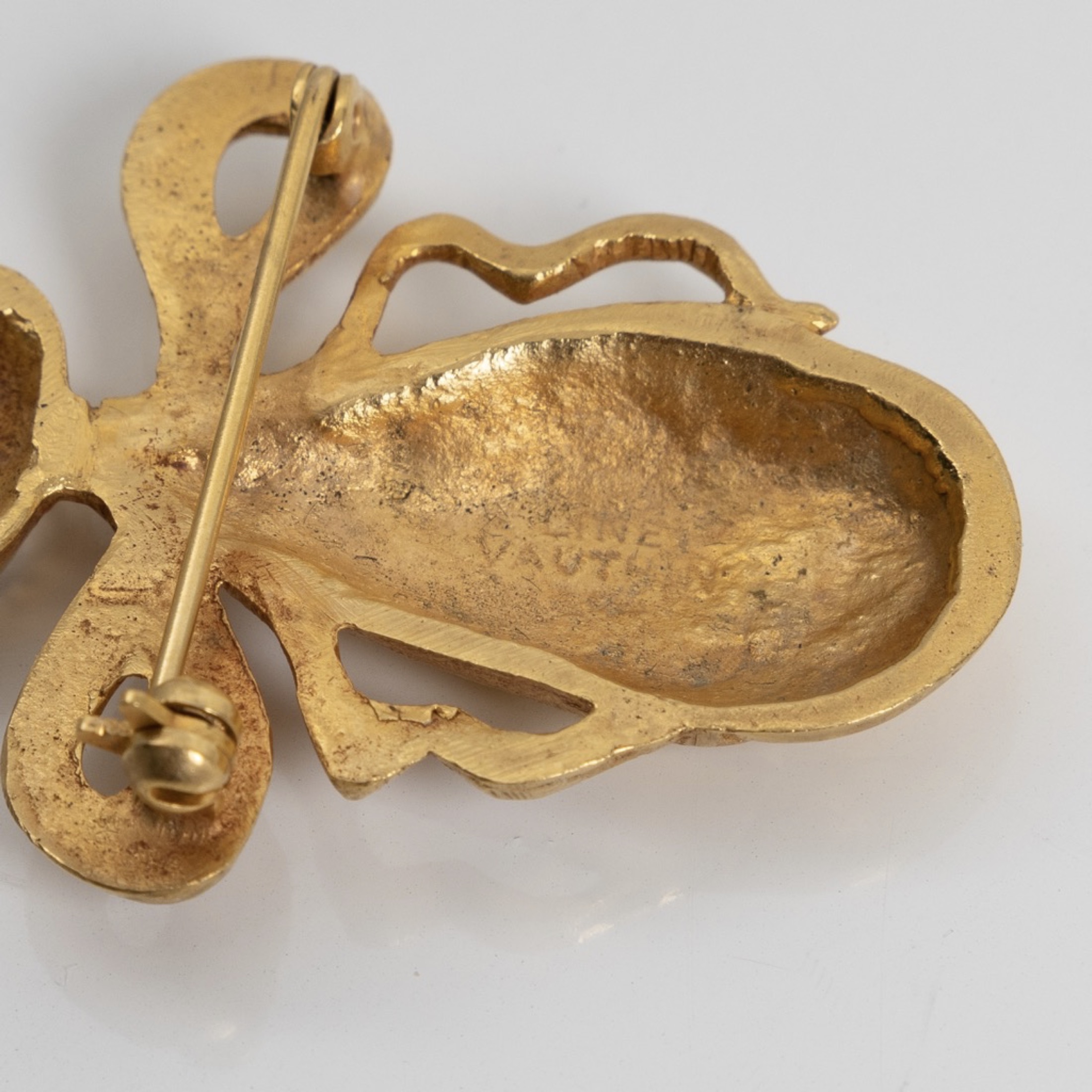 ZF21 L'abeille hybride brooch Line Vautrin-4