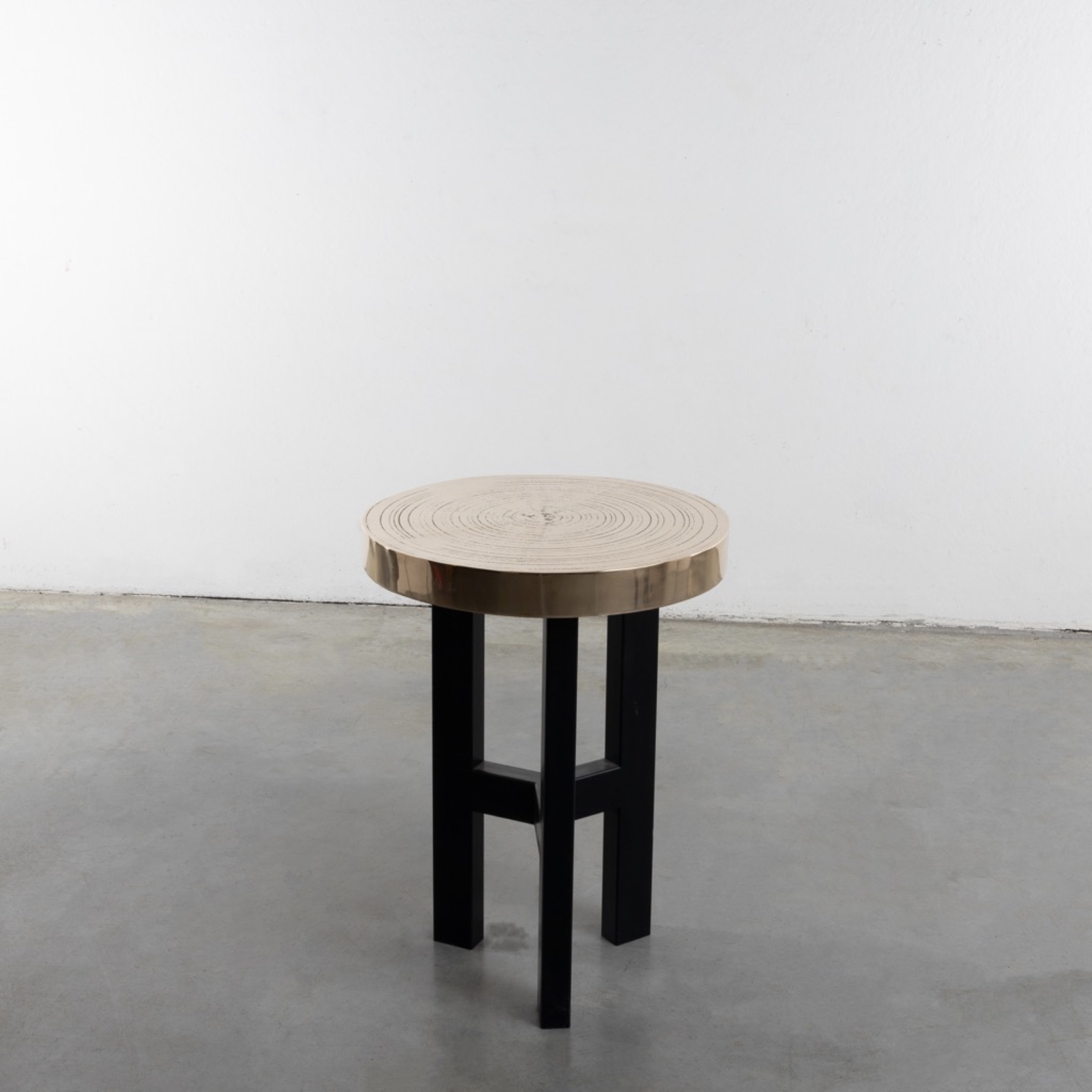 Goutte d'eau (teardrop) by Ado Chale - Pair of high tables or pedestal tables in cast bronze