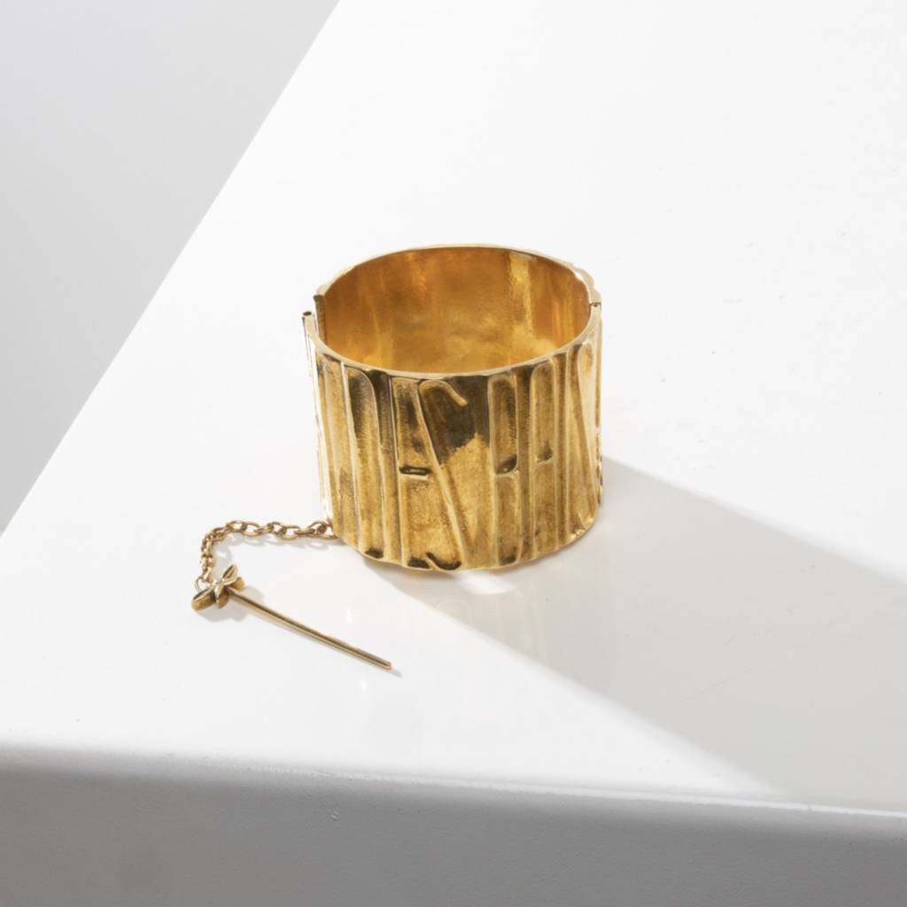 De la poudre et des bals by Line Vautrin - Gilt bronze armband - 01