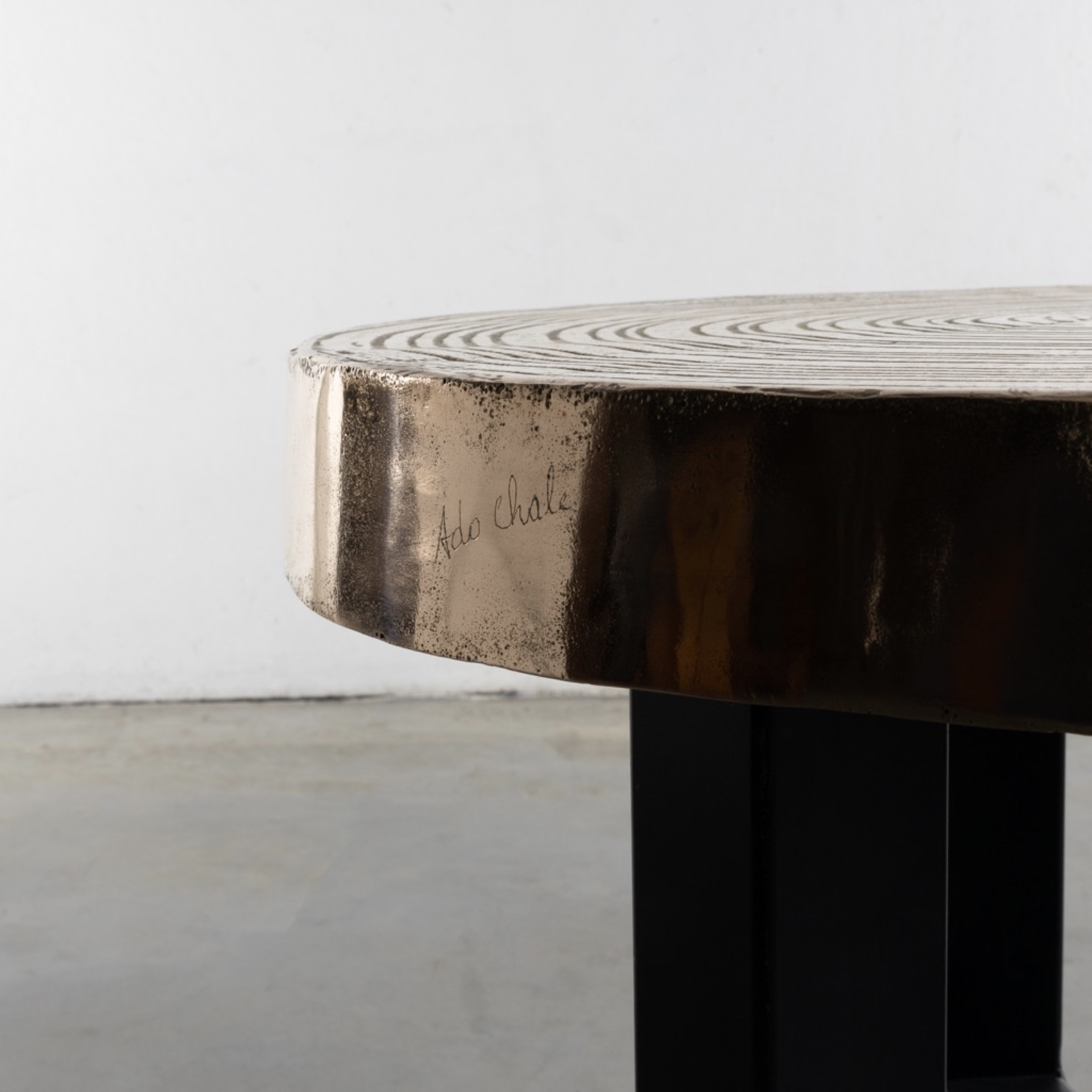 Goutte d'eau (teardrop) by Ado Chale - Pair of high tables or pedestal tables in cast bronze