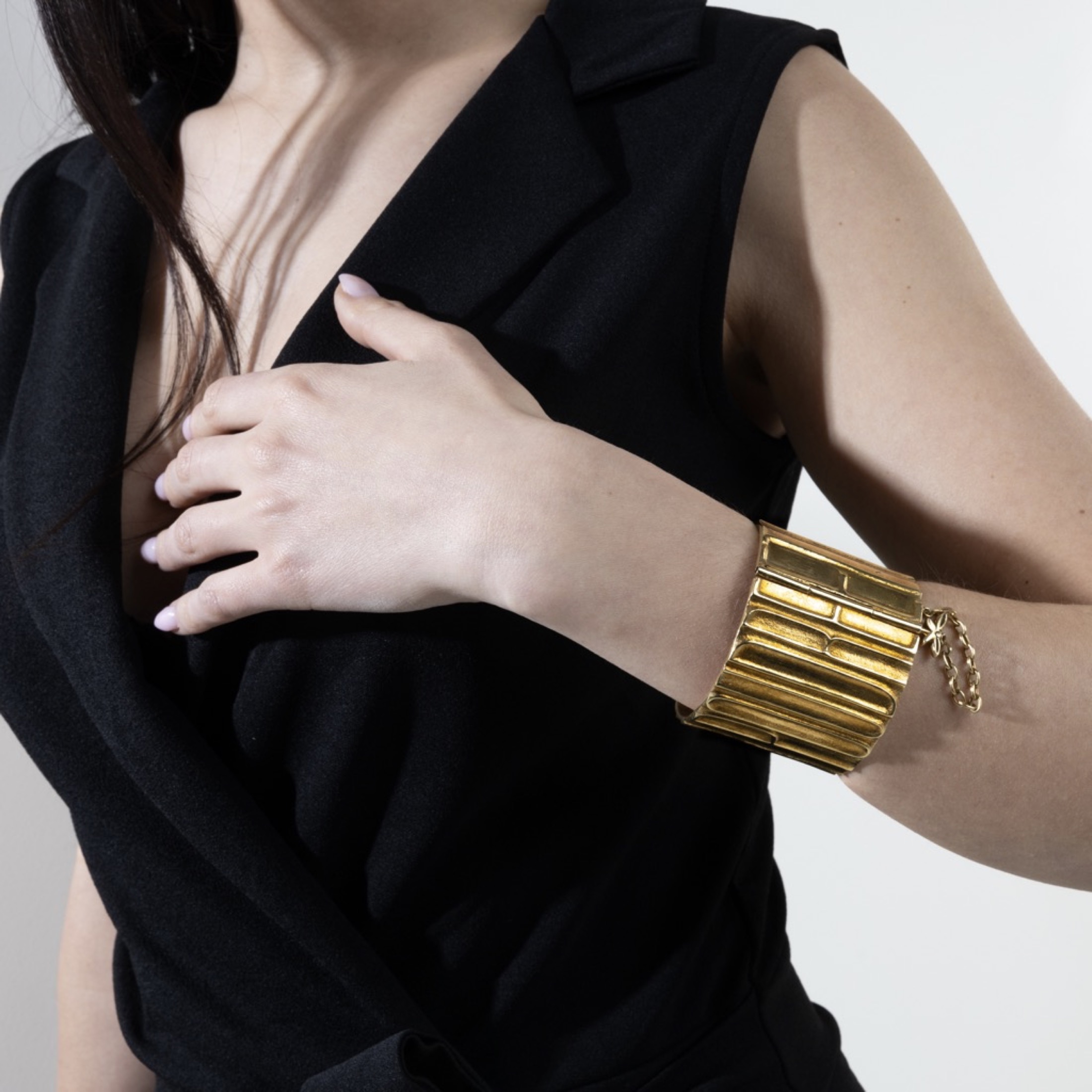 De la poudre et des bals by Line Vautrin - img-11