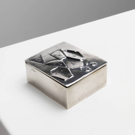 Si face à elle j'osais, silvered bronze box by Line Vautrin Si face à elle j’osais rebus box in silvered bronze LINE VAUTRIN IMG_009